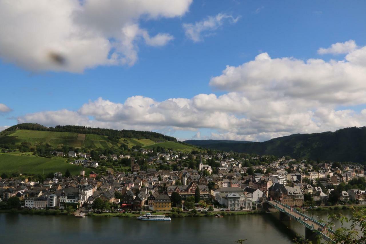 Haus Weihertor Traben-Trarbach Esterno foto